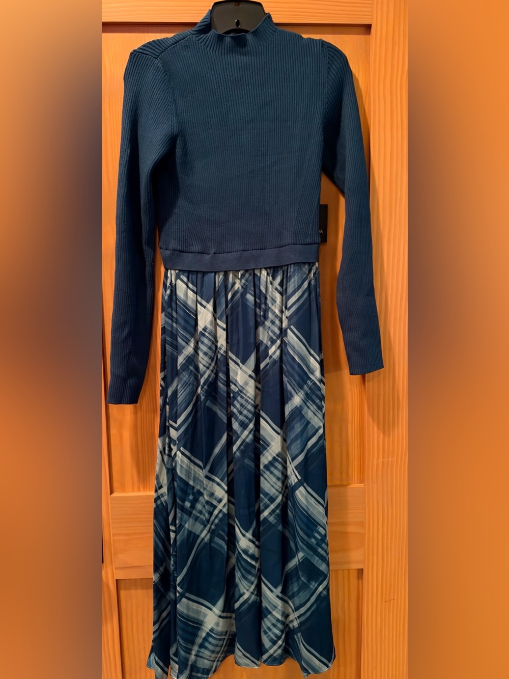 Women’s Simply Vera Vera Wang Pleated Midi Dress NWT Size M